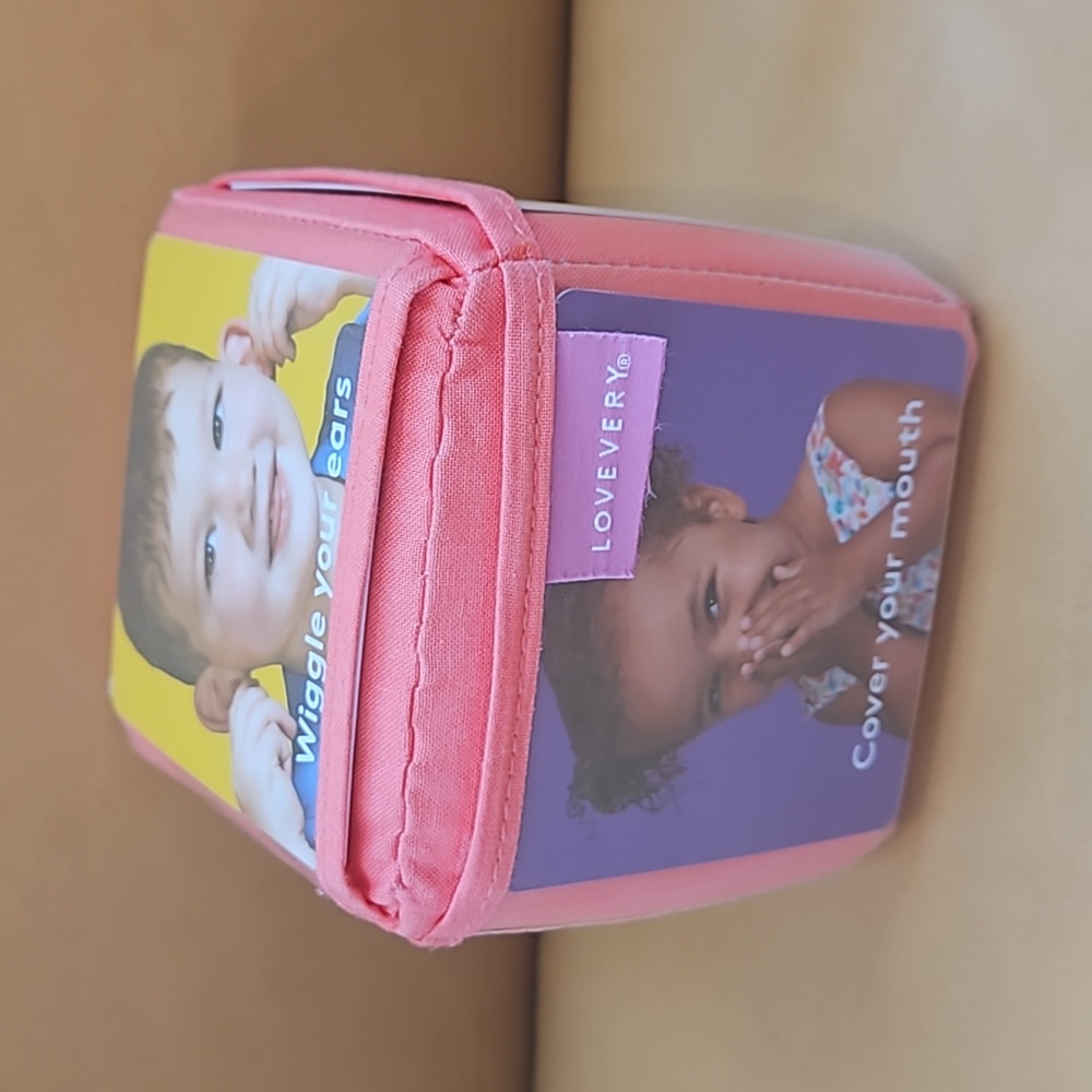 Lovevery "Simon says" Cube and Cards - COMPLETE SET